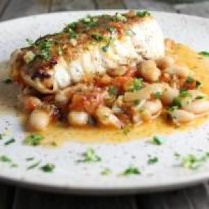 Pan Seared Halibut With White Beans And Gremolata_image