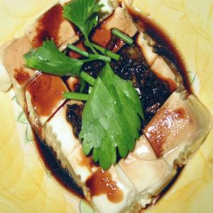 Steamed Bean Curd With Soy Sauce_image
