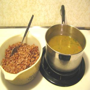 Lentil Soup With Red Yeast Rice_image