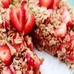 Strawberry Coconut Oatmeal Crunch Pie Recipe_image