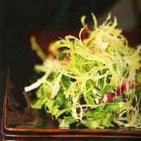 Mixed Lettuce Chiffonade with Gorgonzola-Herb Dressing_image