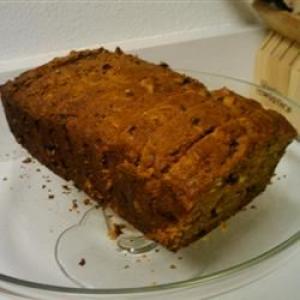 Amazing Almond-Carrot-Currant Bread_image