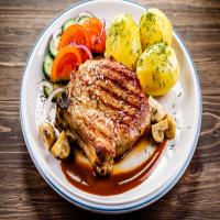 Grilled Pork Chops With Balsamic Marinade_image