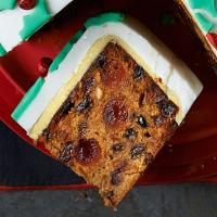 Suits-all Christmas cake_image