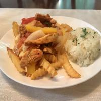 Pollo Saltado (Peruvian-Style Chicken Stir-Fry)_image