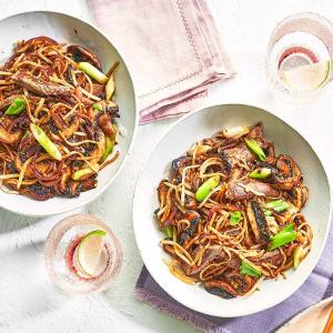 Healthy beef chow mein_image