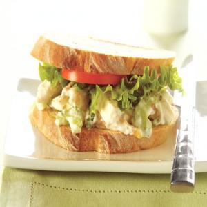 Basil-Chicken Salad Sandwich_image