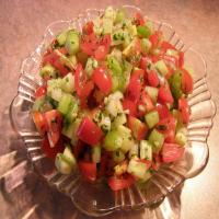 Cucumber, green pepper & tomato salad Recipe - (4.3/5) image