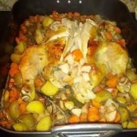 Roast Chicken with Apple, Onions, and Potatoes_image
