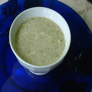 Stilton and Broccoli Soup_image