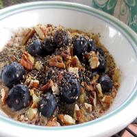 Creamy Quinoa With Blueberries (Vegan) image