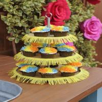 Pinata Cupcakes image