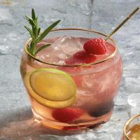 Rosé Wine and Berry Sangria_image