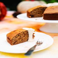 Sticky Toffee Pudding Cake with Maple Cream_image