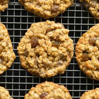 Healthy Oatmeal Raisin Cookies (4 Ingredients!)_image