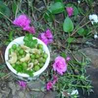 Balsamic Cashew Pea Salad image