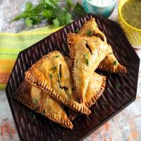 Turkey & Potatoes Empanadas With Salsa Verde_image