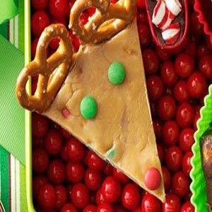 Candy Bar Fudge Reindeer Recipe_image