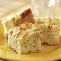 Smoky Onion Biscuit Squares_image