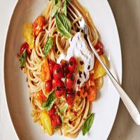 Spaghetti with Tomato Saute image