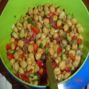Low Fat Chickpea Salad (Kosher-Pareve) image