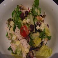 Chopped Greek Salad With Chicken_image