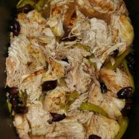 Mediterranean Chicken with Pepperoncini and Kalamatas_image