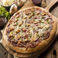 Chicken Pizza With Caramelised Red Onion Recipe_image