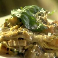 Chicken, Mushroom and Spinach Alfredo Lasagna image