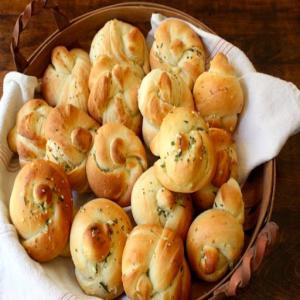 Garlic Knots Recipe - (4.5/5)_image