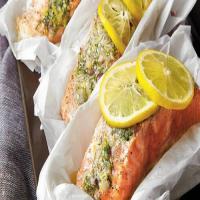 Wild Salmon Parcels with Dill-Shallot Butter_image