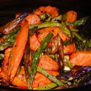 Roasted Asparagus, Baby Carrots, and Scallions Recipe - Food.com_image