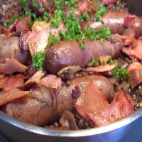 A Grape Picker's Lunch! Sausages and Lentils With Thyme and Wine_image
