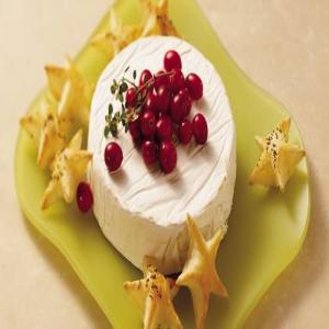Puff Pastry Wreath with Brie_image