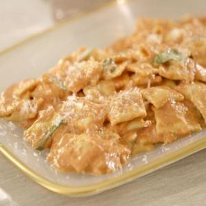 Cheese Ravioletti in Pink Sauce_image