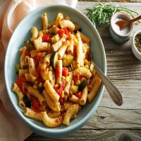 Pasta With Corn, Zucchini And Tomatoes_image