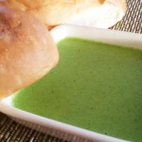 Peruvian Green Chile Sauce (Aji Verde)_image