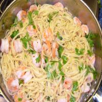 Shrimp Linguine With Basil-Garlic Butter_image