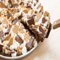S'mores Brownie Pizza image