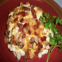 Mac 'n Cheese With Bacon and White Cheddar Cheese image