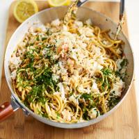Crab linguine with chilli & parsley image