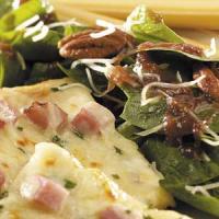 Spinach Salad with Apple Dressing image