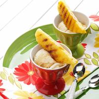 Grilled Pineapple & Maple Sundaes_image