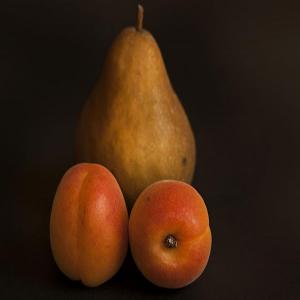 Apricot & Pear Jam ( and bonus honey )_image