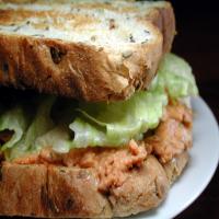 Budgeted Tuna Salad Sandwich_image