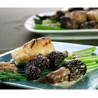 Morels with Scallops and Asparagus Recipe_image