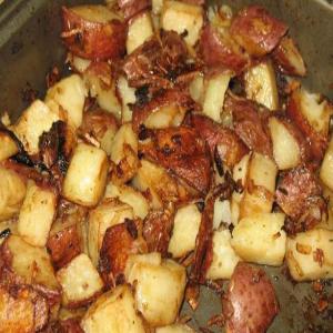 Easiest Onion Roasted Potatoes_image