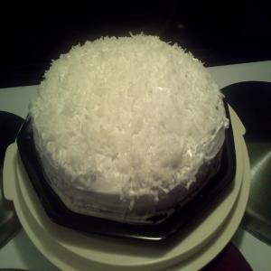 Super-Moist Coconut Cake_image