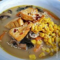 Ramen noodle soup with baked tofu_image