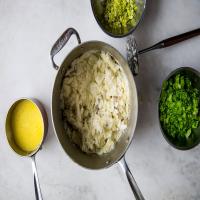 Broccoli Crown, Leek and Potato Colcannon image